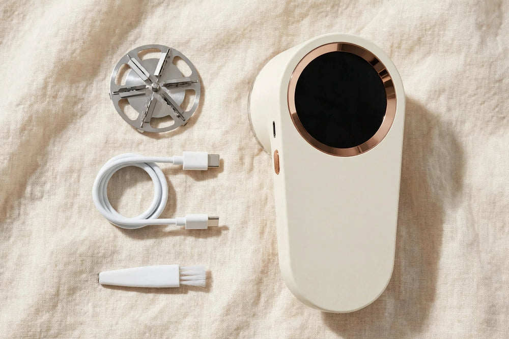 FuzzFix Pro — Rechargeable Lint Remover with LED Display